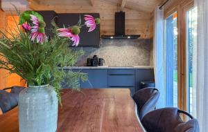 3 Bedroom Lovely Home In Meijel