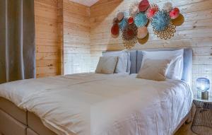 3 Bedroom Lovely Home In Meijel