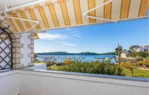 Amazing Apartment In Palit With Wifi - Palit