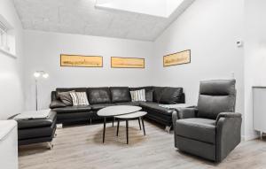 Gorgeous Home In Bogense With Wifi