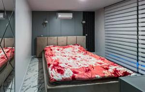 Pet Friendly Home In Gouvieux