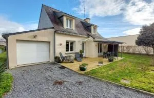 3 Bedroom Pet Friendly Home In Arzal - 阿尔扎