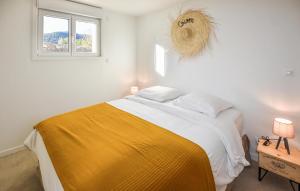 Maisons de vacances 2 Bedroom Cozy Home In Salavas : photos des chambres