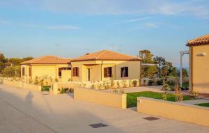 2 Bedroom Lovely Home In Marina Di Modica