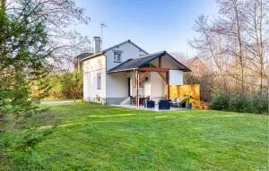 2 Bedroom Pet Friendly Home In Pîtres - Poses