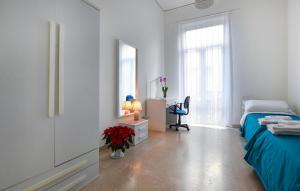 Awesome Apartment In Palermo With Wifi