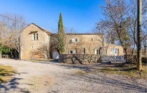 Maisons de vacances Cozy Home In Le Rouet With Wifi : photos des chambres