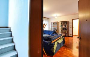 2 Bedroom Awesome Apartment In Sacile