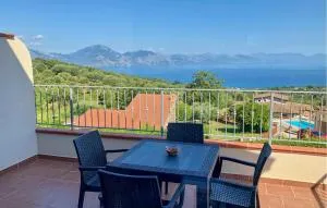 Nice Apartment In San Giovanni A Piro - 圣焦万尼亚皮罗