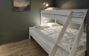 Beautiful Apartment In Sysslebäck