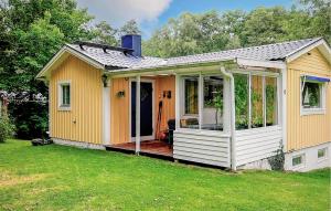 2 Bedroom Awesome Home In Sävsjö