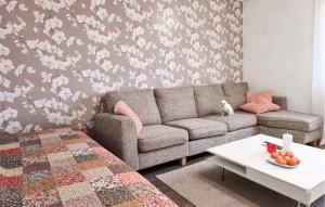 4 Bedroom Pet Friendly Home In Upplid