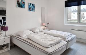 2 Bedroom Stunning Apartment In Grimsås