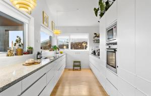 Gorgeous Home In Nibe With Wifi