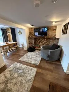 Hill Street Railway retreat. - Elsecar