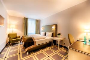Superior King Room room in ACHAT Hotel SchreiberHof Aschheim