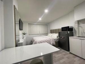 Ashish Service Apartment - S1