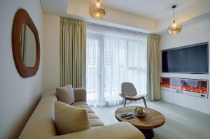 Luxury Escapes - Modern 3BR Apt Stylish, Spacious and Comfortable
