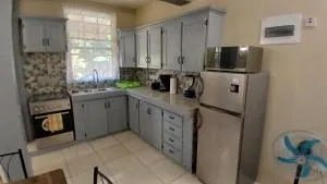 Cozy Vacation Retreat Apt 2 - Biac Cozy Vacation Retreat Apt 2 - Biac