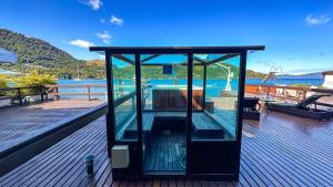 House Literally with foot in the water-Porto Galo