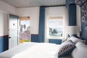 Single Room with Sea View room in Casa Laguna Hotel & Spa