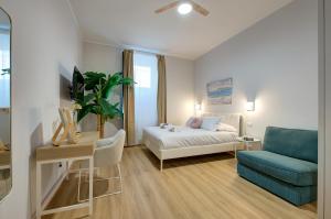 Vatican Lante Apartment