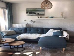 Cosy bungalow on quiet resort near beach