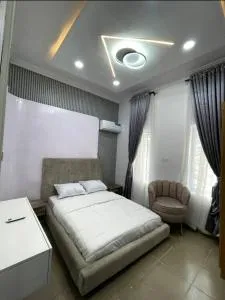 De-Luxe Haven Apartment - Eleputu