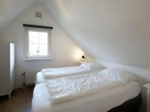 Luxurious coastal villa near forest