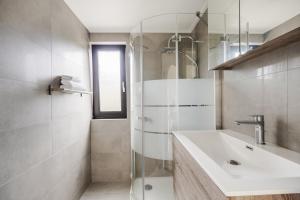 Klapekster I Chique Chalet met Mooi Interieur