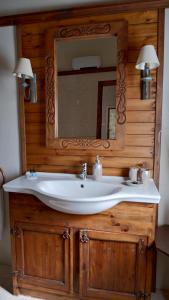 Village Knights Accommodation