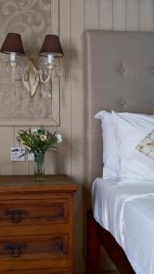 Village Knights Accommodation