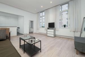 Nowomiejska Spacious Studio Near Plac Wolności in Łódź by Noclegi Renters