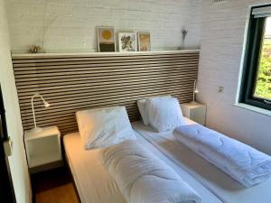 Bungalow in dune area of Sint Maartenszee