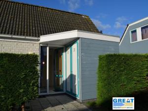 bungalow for 6 people, near the beach