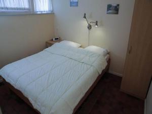 Bungalow with south-facing garden