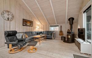 Gorgeous Home In Oksbøl With Sauna