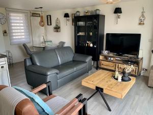 Nice bungalow with cosy terrace