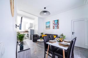 Appartements T2 48m2 neuf, centre ville, 3min a pied de la gare : photos des chambres