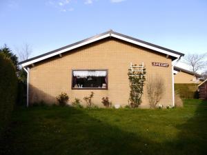 Quiet holiday home near beach