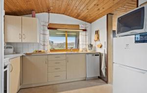 Cozy Home In Bogense With Wifi