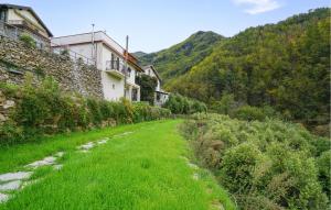 3 Bedroom Nice Home In Molini Di Triora