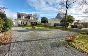 Maisons de vacances 3 Bedroom Pet Friendly Home In Arzal : photos des chambres