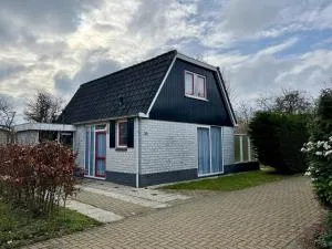 6-person holiday home in Netherlands - Sint Maartenszee