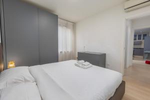 Kramer House, in the fashion district!