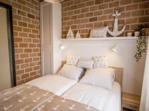 Bungalow in Sint Maartenszee near dune