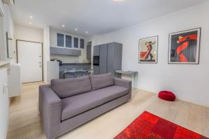 Kramer House, in the fashion district!