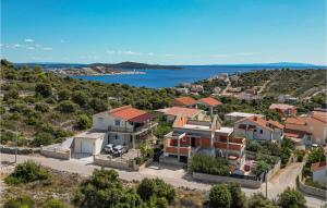 1 Bedroom Lovely Apartment In Kanica