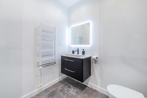 Appartements Studio equipe, gare a 200m, entre Versailles et SQY : photos des chambres