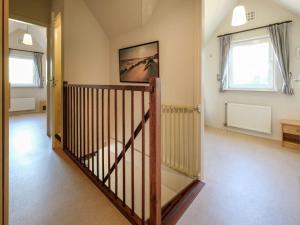 6-person holiday villa with garden